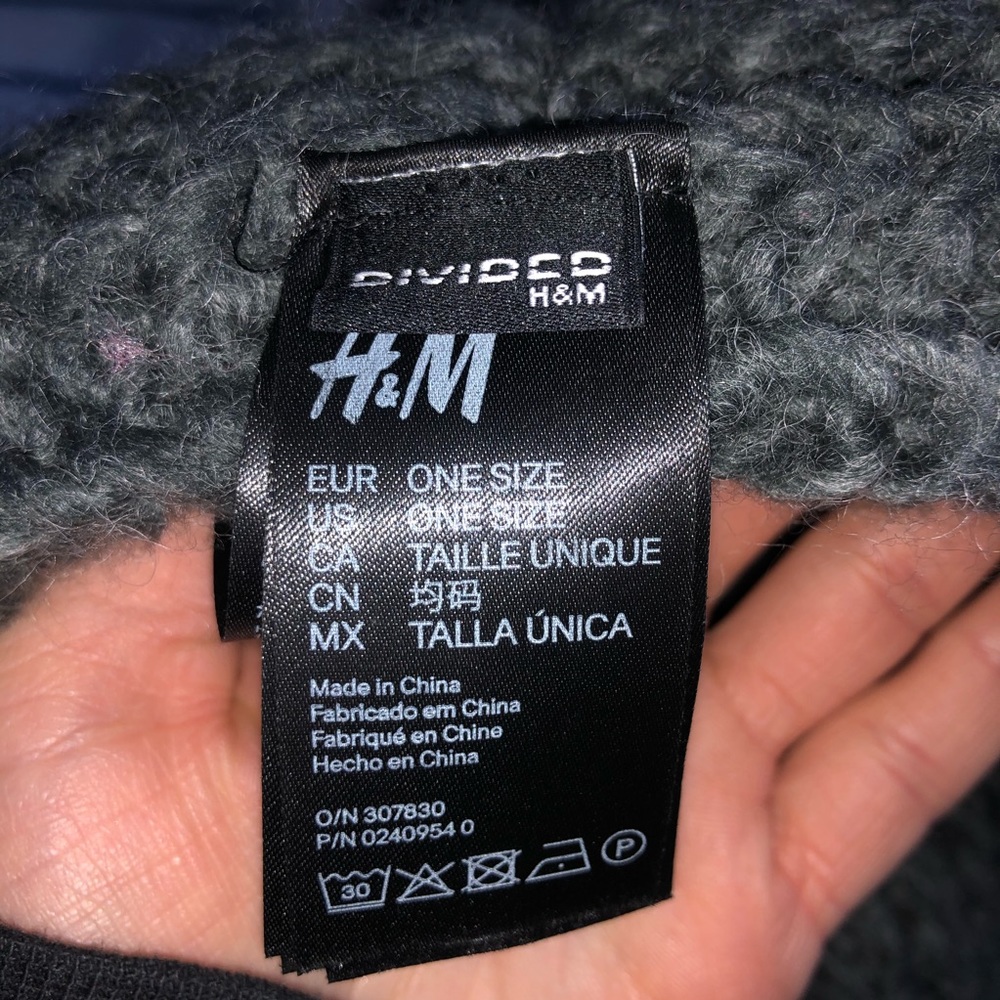 H&M Scarf - Picture 4 of 4